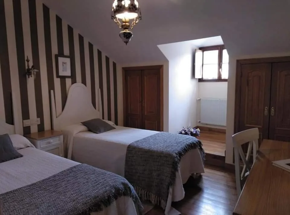 Chambre double - 2 lits — HOTEL RURAL OSCOS