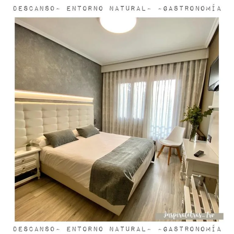 Double Room — Hotel Rural Peñalabra