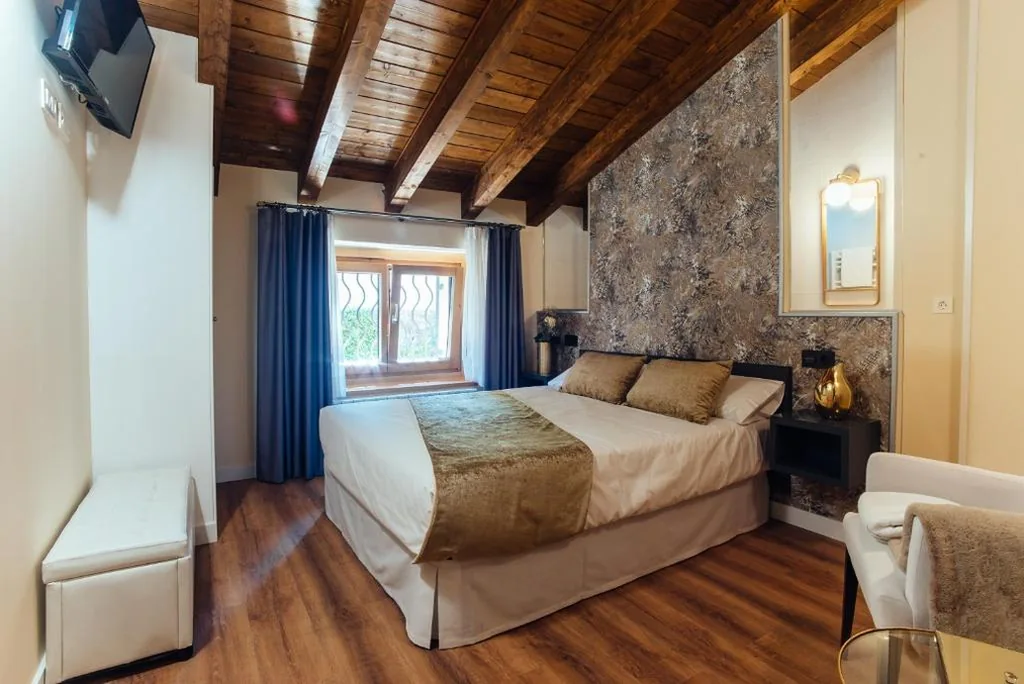 高级双人间 — Hotel Rural Pinares de Soria