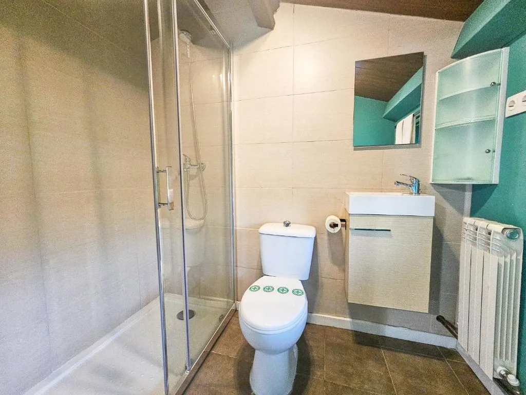 Habitación Triple — Hotel Rural Pirineo Jacetania 3000