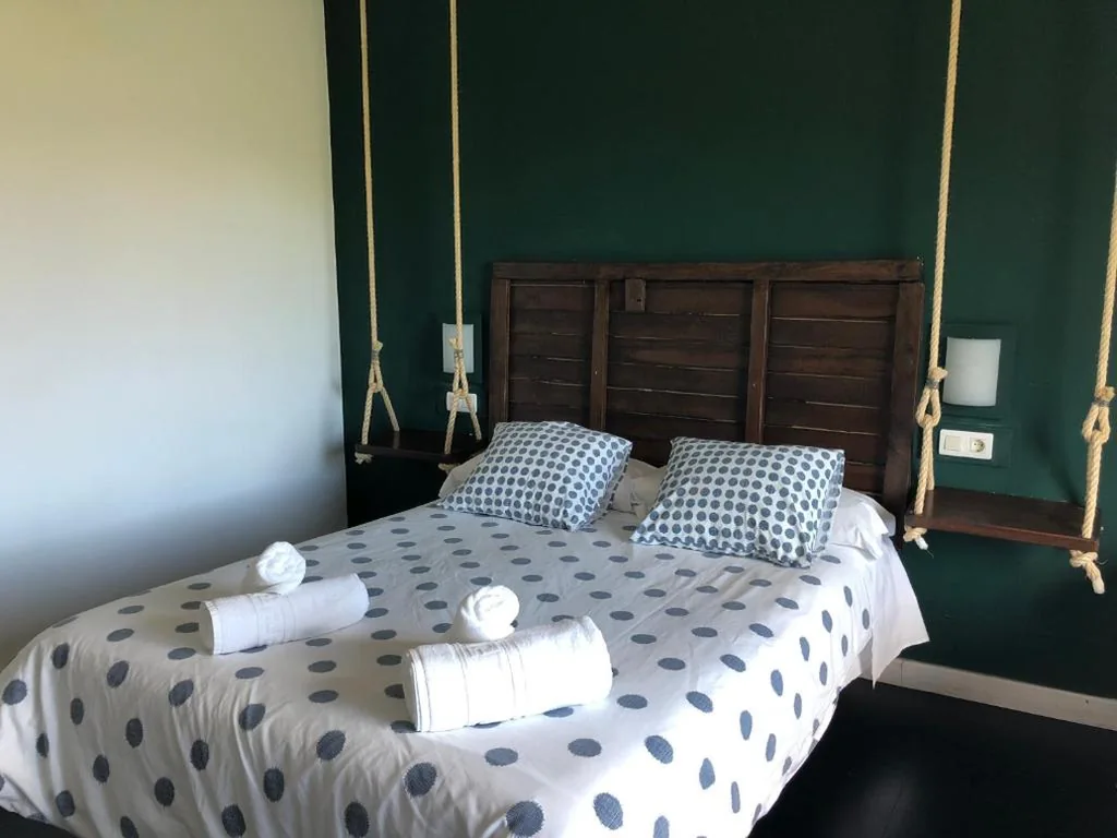 Deluxe-Doppelzimmer mit Bergblick – 1 oder 2 Betten — Hotel Rural Porta Coeli - Dehesa Santa Lucía
