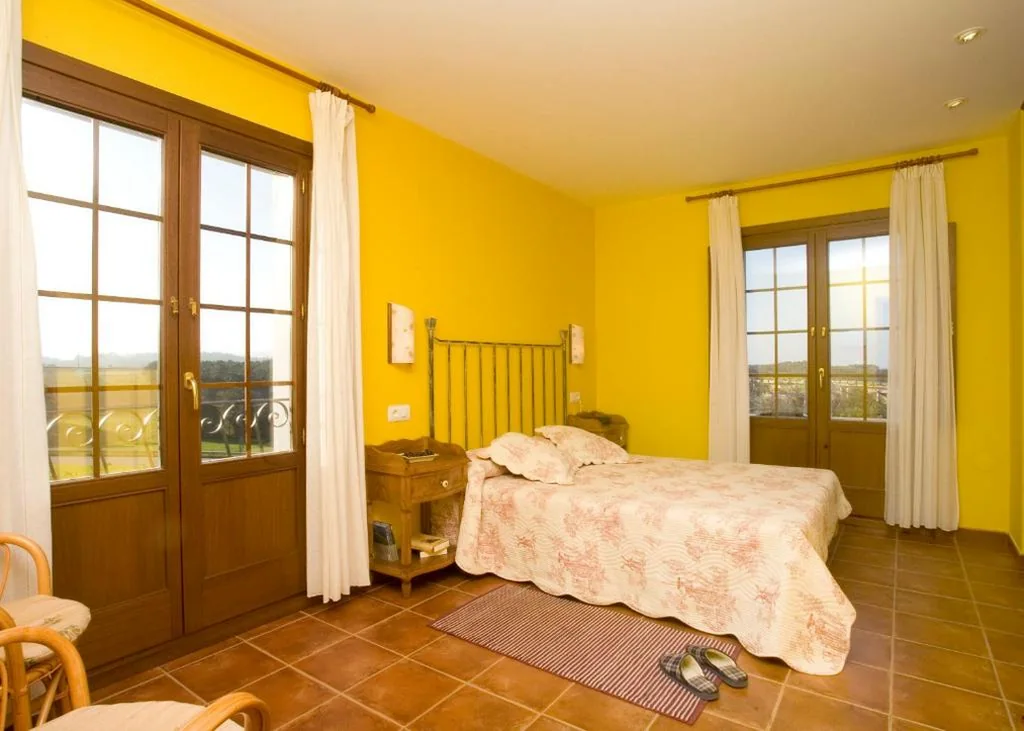 Habitación Doble Superior con terraza — Hotel Rural Suquin