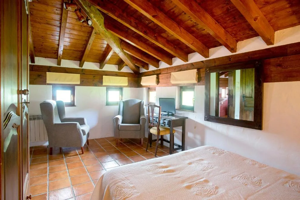 Double Room — Hotel Rural Valleoscuru
