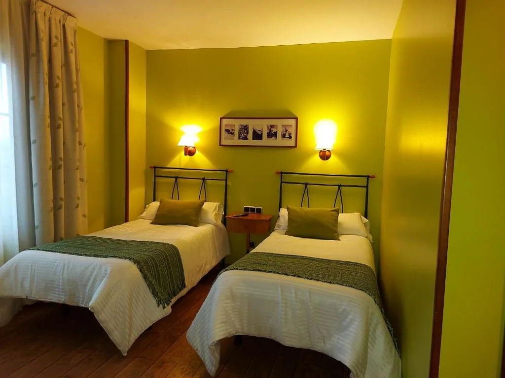 Standard-Doppelzimmer mit Gartenblick – 2 Einzelbetten — Hotel Rural Venta Del Alon