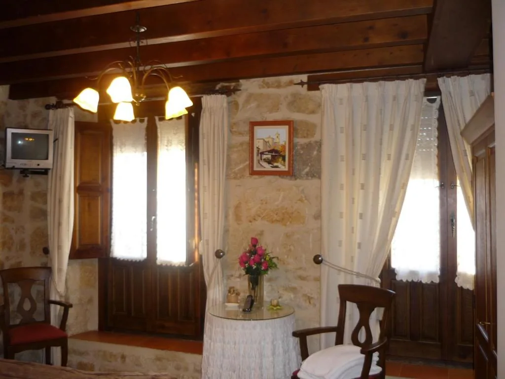 Habitación Doble — Hotel Rural Villa de Silos