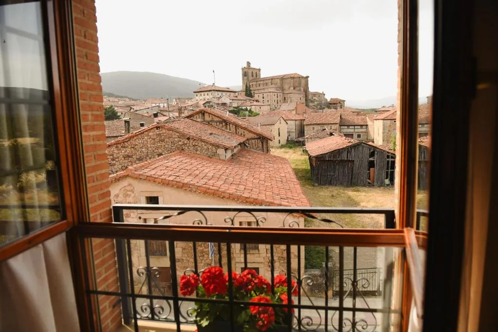 带私人浴室的双人间 - 1张或2张床 — Hotel Rural Villa de Vinuesa