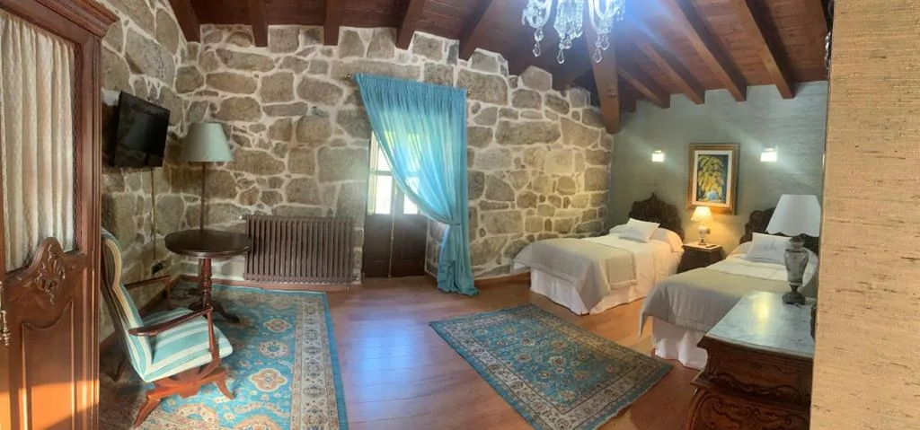 Camera doppia con bagno privato - 2 letti — Hotel Rústico San Jaime