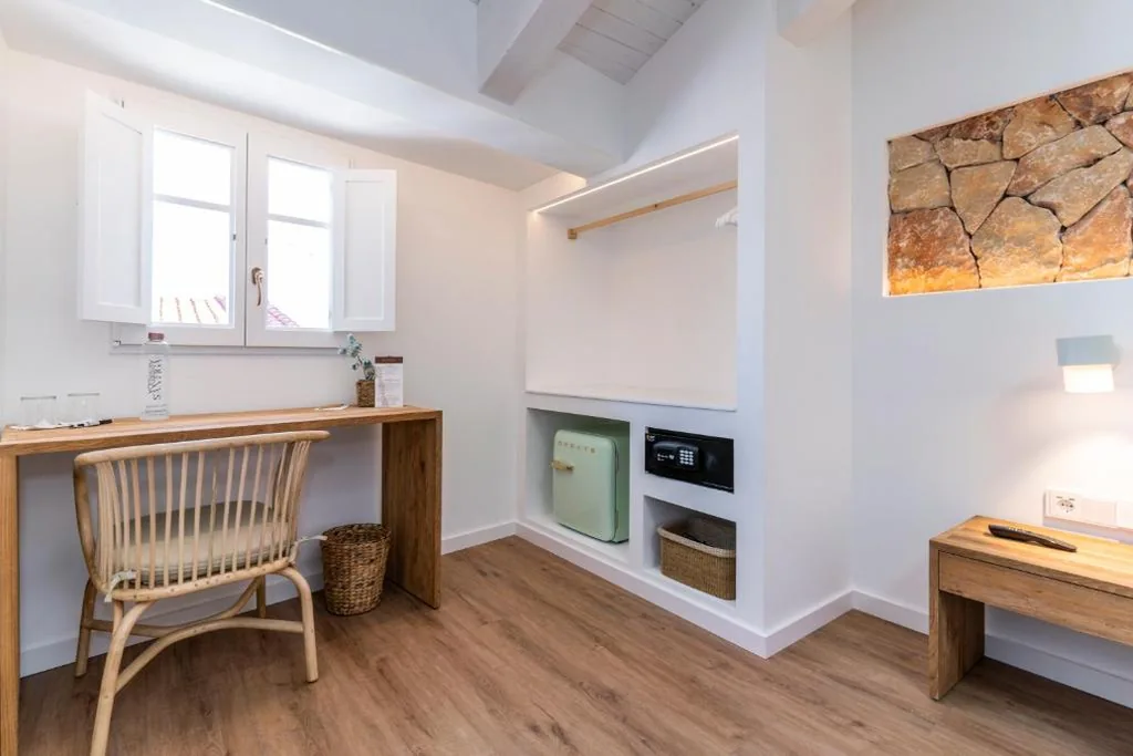 Quarto Duplo Standard — Hotel S'Antiga Adults Only