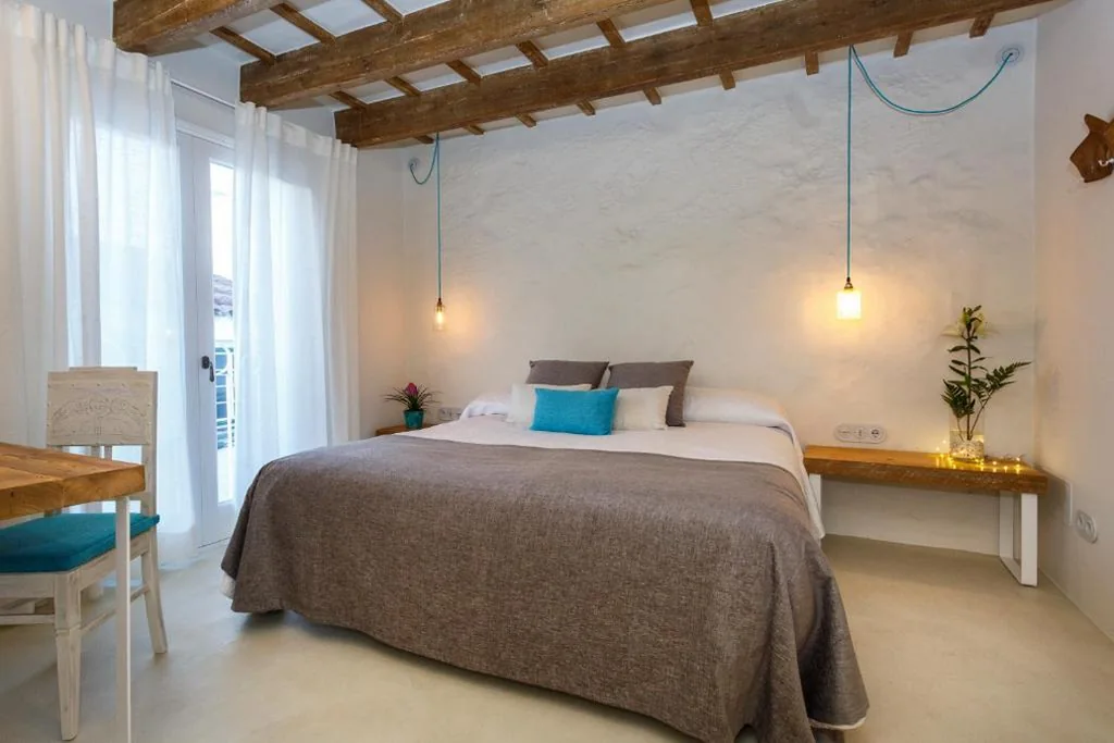 Doppelzimmer — Hotel S'Estil-let