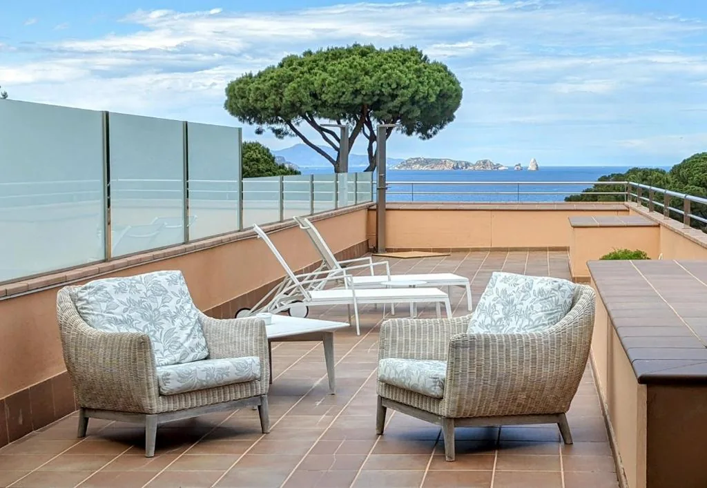 Suite avec terrasse — Hotel Sa Punta