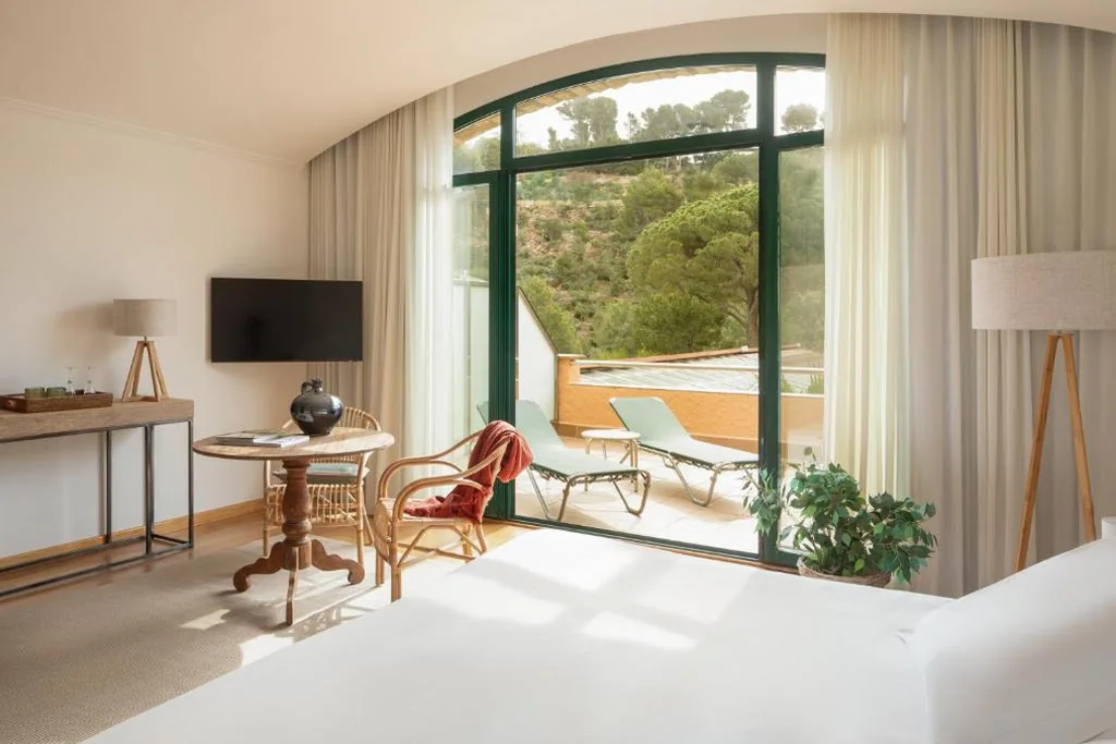 Suite Junior avec terrasse — Hotel Sa Punta