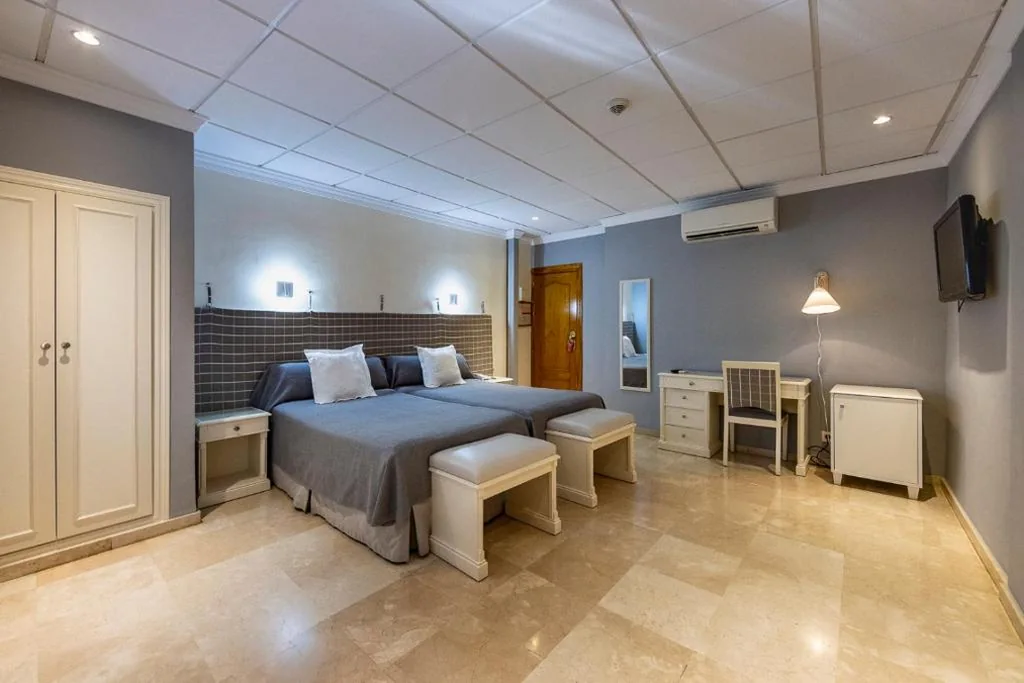 Zweibettzimmer — Hotel Sacromonte