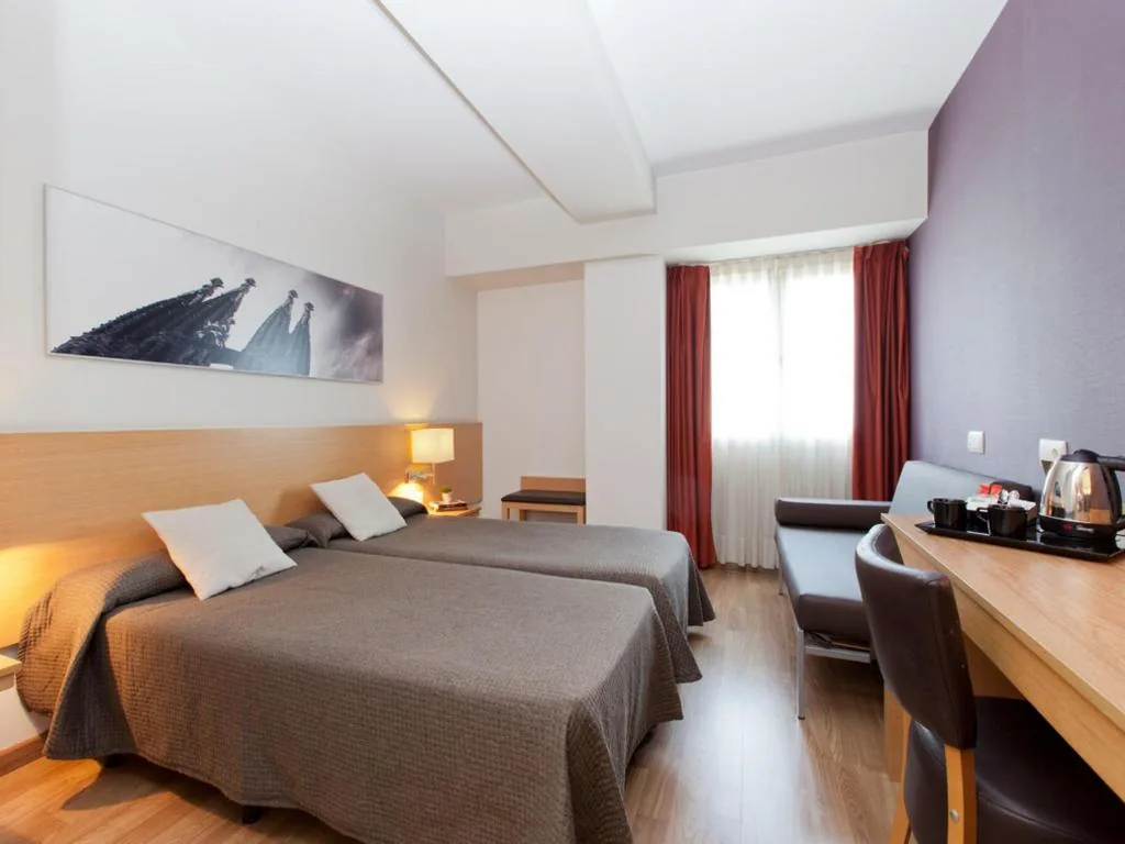 Camera tripla — Hotel Sagrada Familia