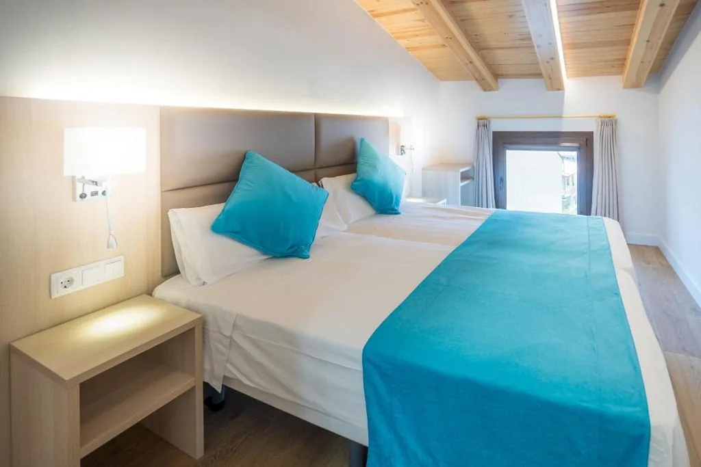 Camera tripla economica — Hotel SAIOLA