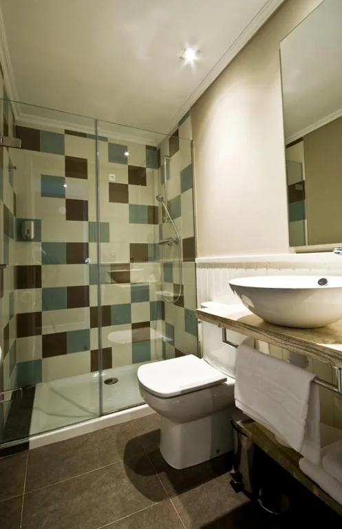 Habitación Doble Pequeña — Hotel Salbatoreh