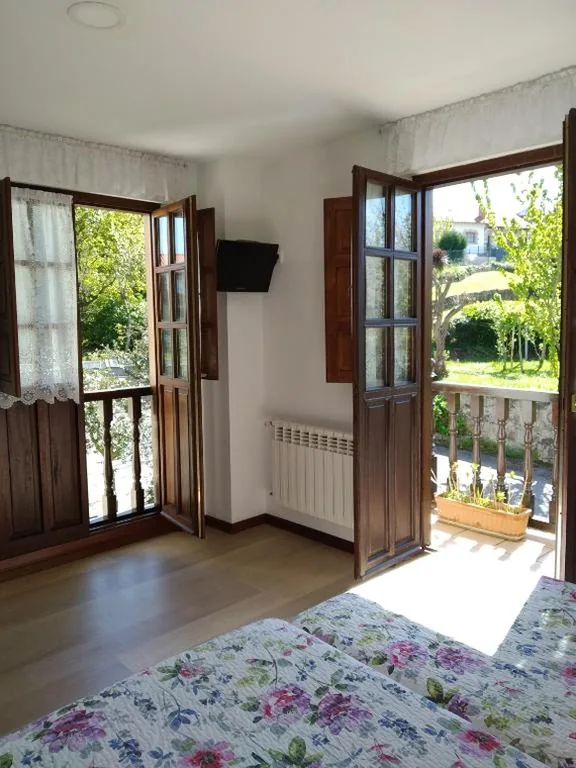 Habitación Doble con balcón - 1 o 2 camas — Hotel Salldemar