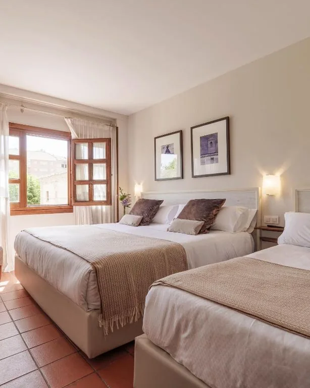 Classic Triple Room — Hotel San Antonio el Real