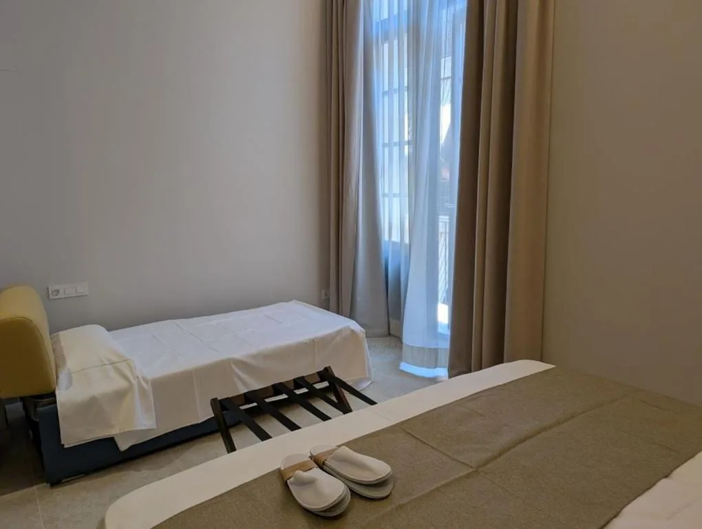 Camera tripla — Hotel San Lorenzo Boutique Catedral