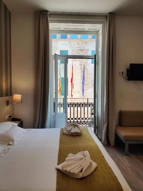 Klassisches Doppelzimmer mit Stadtblick — Hotel San Lorenzo Boutique Plaza