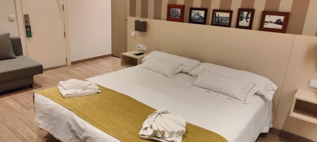 Superior-Dreibettzimmer — Hotel San Lorenzo Boutique Plaza