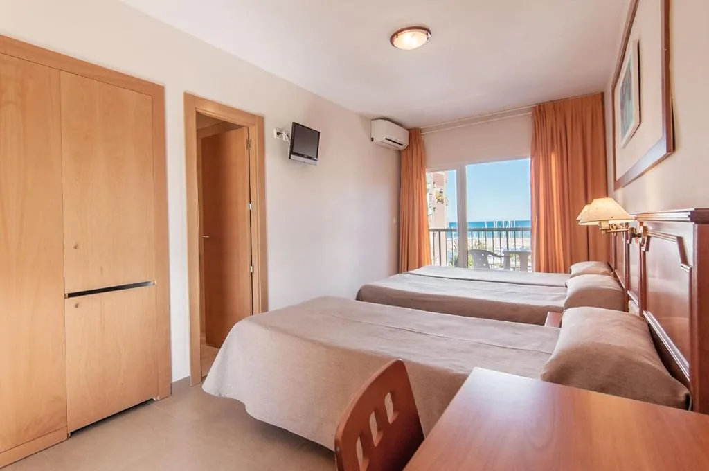 Dreibettzimmer — Hotel San Luis
