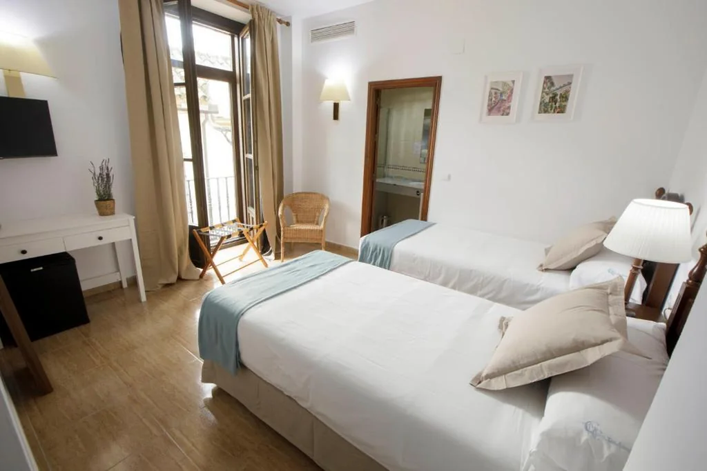 Habitación cuádruple — Hotel San Miguel