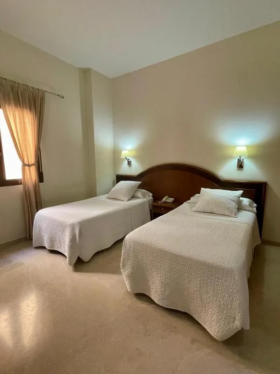 Chambre Double - 1 ou 2 lits — Hotel San Sebastián Hospedería