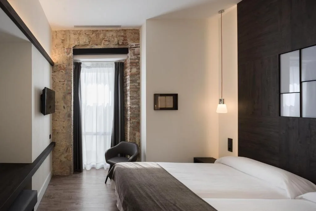 Camera doppia Comfort interna con 1 o 2 letti — Hotel Sant Agustí