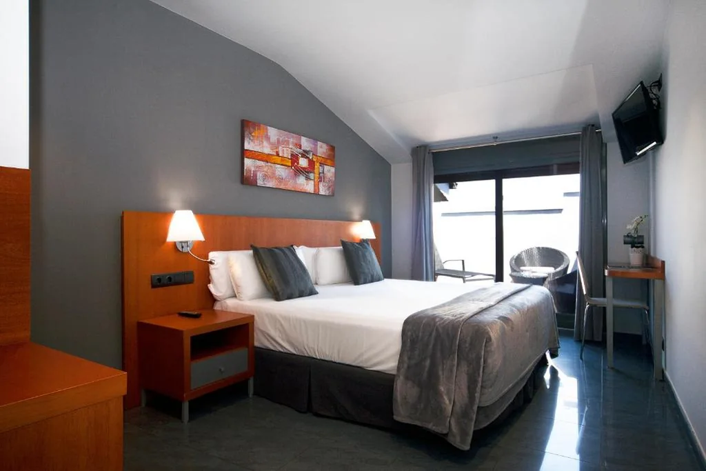 豪华双人间 — HOTEL SANT PERE ll HSPII