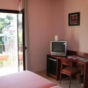 Hotel Sant Quirze De Besora — 照片 5