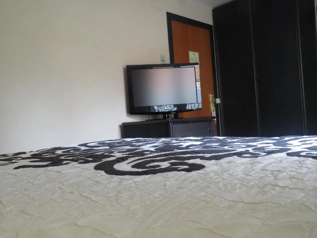 Habitación Doble Económica - 1 o 2 camas — Hotel Santa Anna
