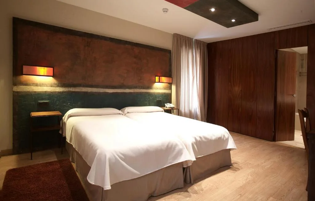 ダブルルーム - ベッド1台または2台 — Hotel Santa Cristina Petit Spa