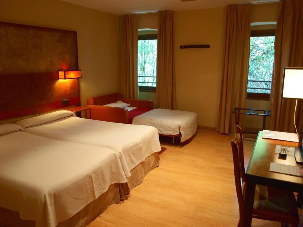 エキストラベッド付きダブルルーム - ベッド1台または2台 — Hotel Santa Cristina Petit Spa