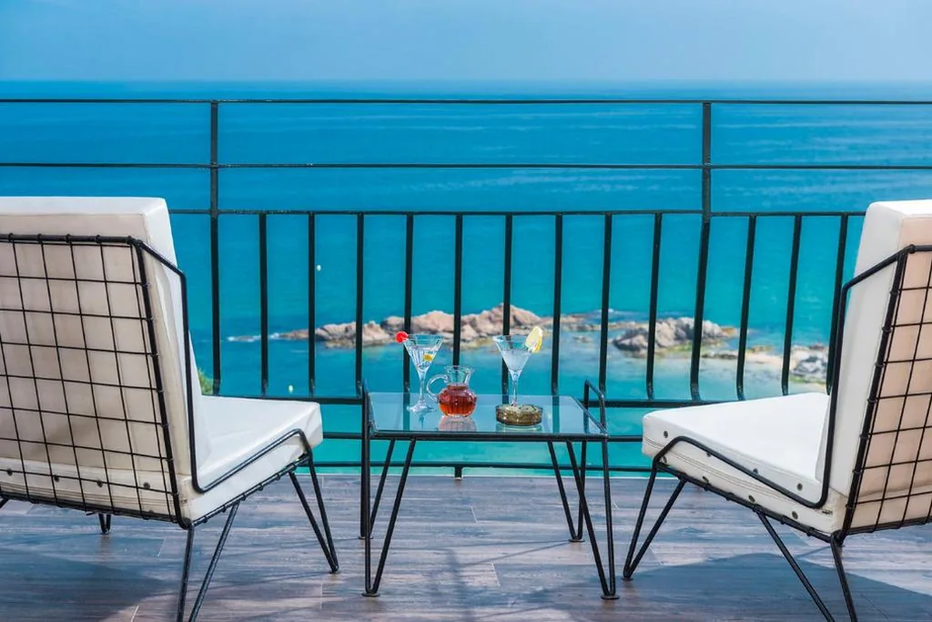 Camera matrimoniale con vista mare — Hotel Santa Marta