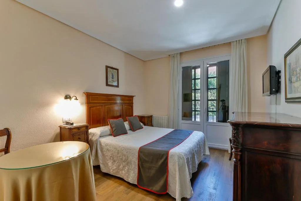 Tweepersoonskamer — Hotel Santillana