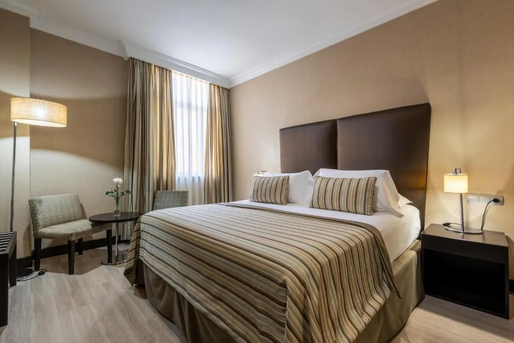 Chambre familiale (2 adultes et 2 enfants) — Hotel Saray