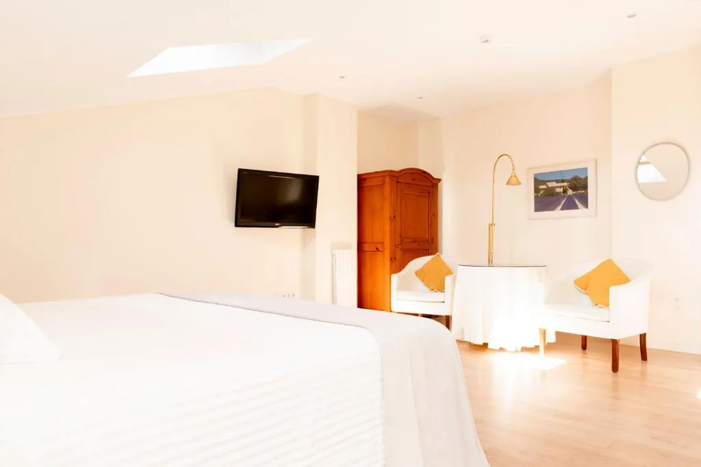 Quarto Sótão — Hotel Sauce