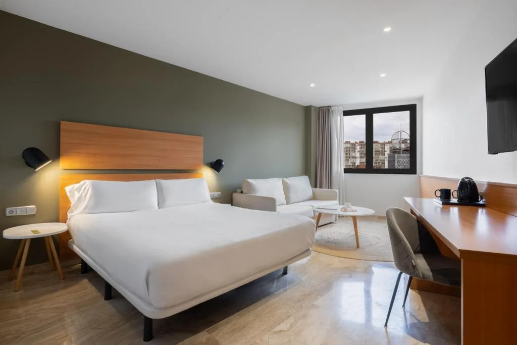 Chambre familiale (2 adultes et 2 enfants) — Hotel SB Express Tarragona