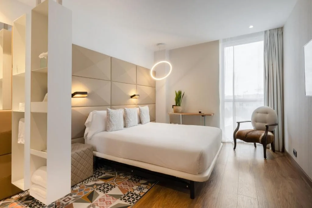 Chambre double standard — Hotel SB Glow 4 Sup