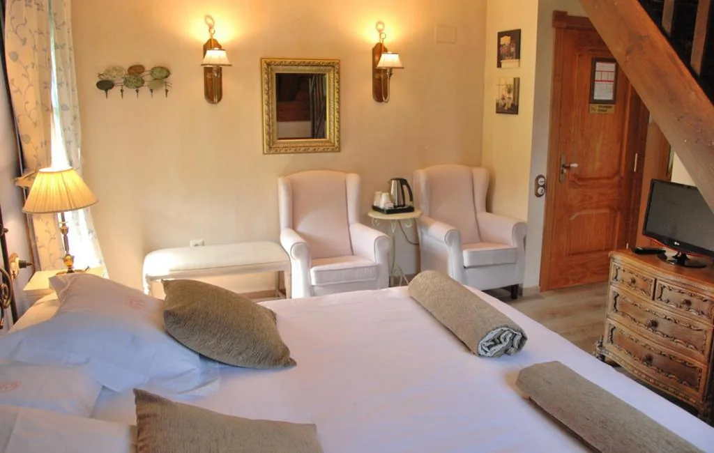 Familiekamer (2 volwassenen + 1 kind) — Hotel Selba d'Ansils