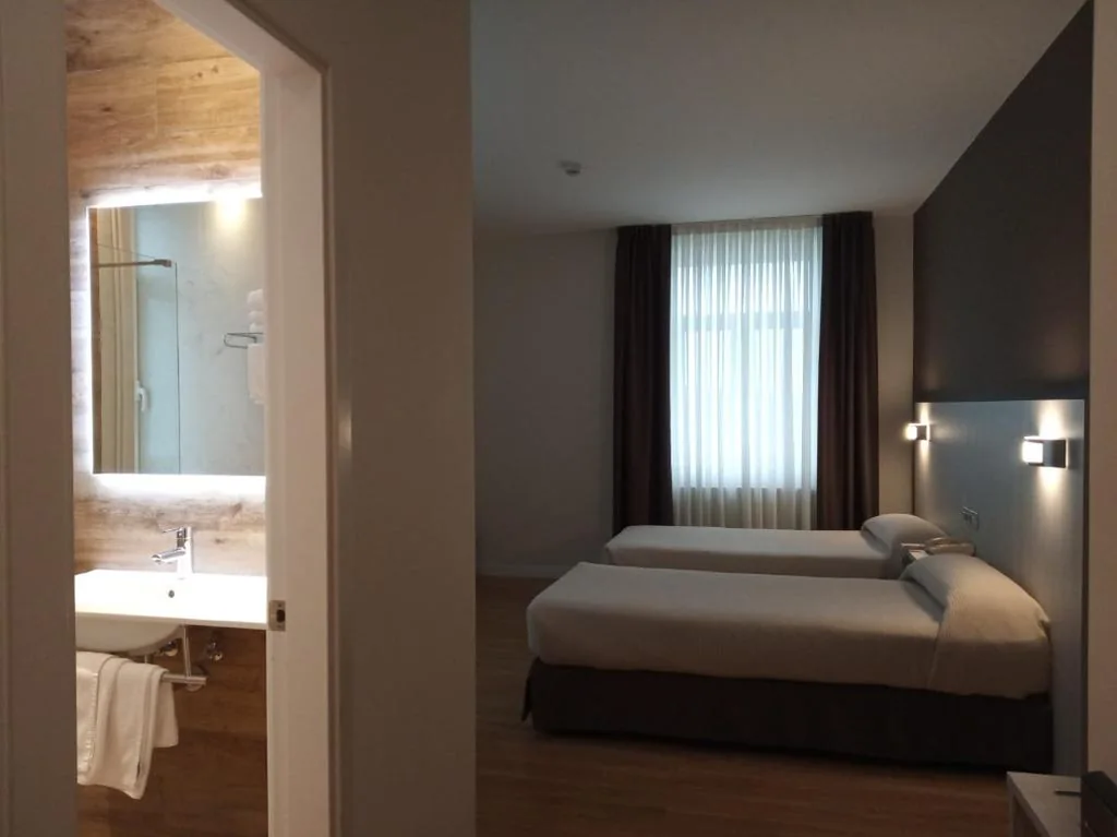 Quarto Duplo - 1 ou 2 camas — Hotel Seminario Aeropuerto Bilbao