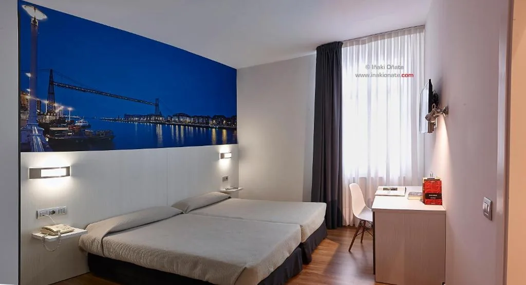 Quarto Individual — Hotel Seminario Aeropuerto Bilbao