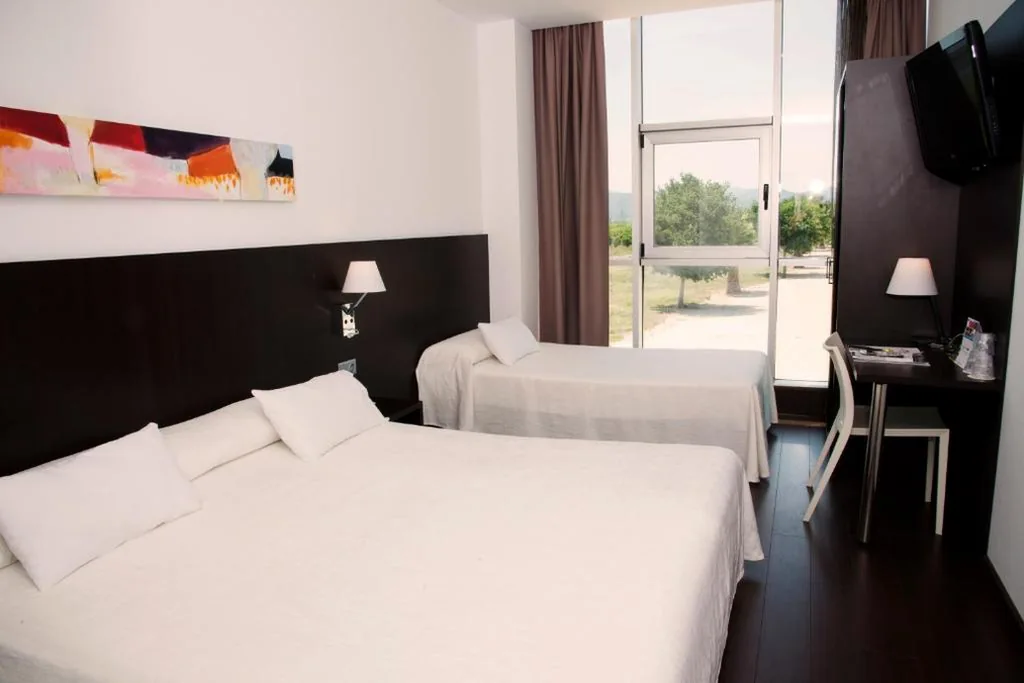 Habitación Triple Confort — Hotel Sercotel Plana Parc