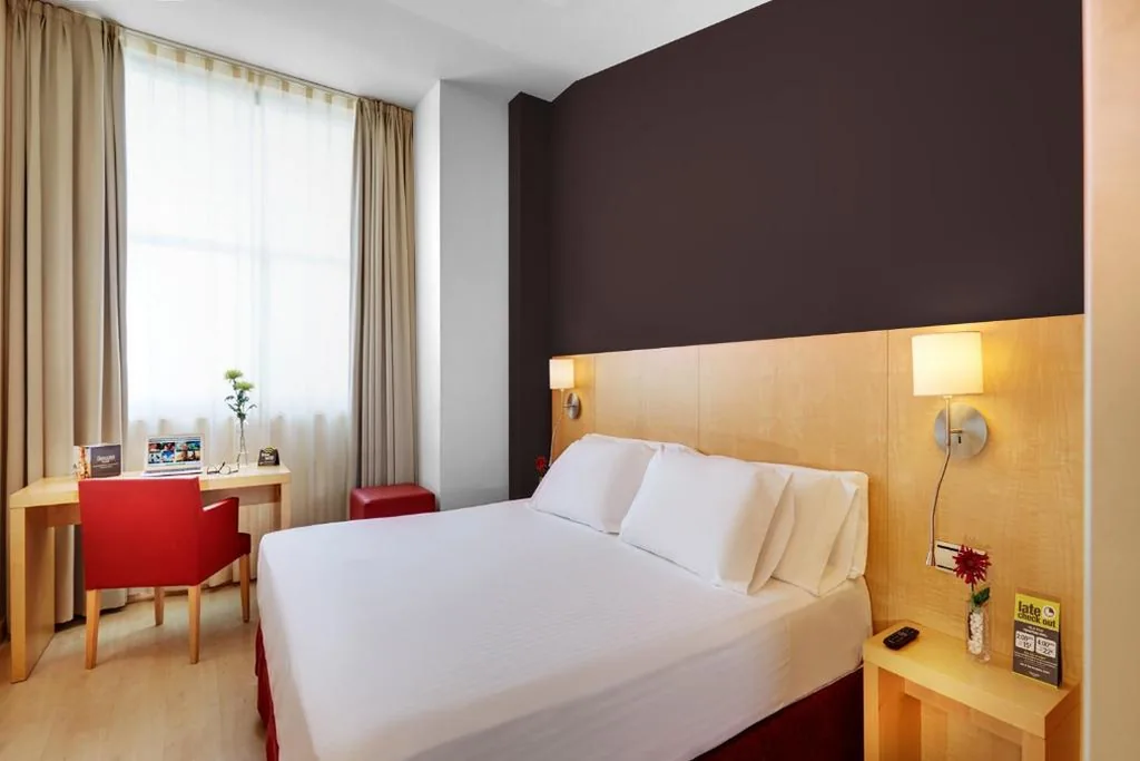 Quarto Duplo com Cama de Casal Extragrande — Hotel Sercotel Portales