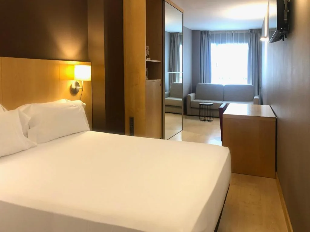Quarto Familiar — Hotel Sercotel Portales