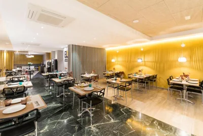 Hotel Sercotel Tres Luces — photo 4