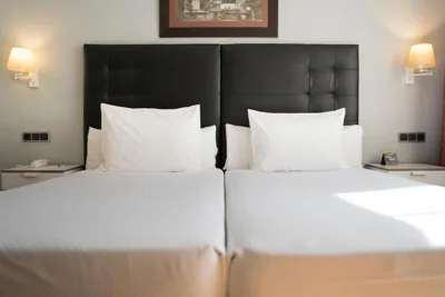 Hotel Sercotel Tres Luces — photo 8