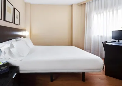 Hotel Sercotel Tudela Bardenas — Foto 12