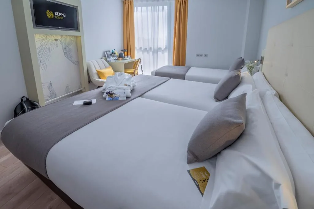 三人间 — Hotel SERHS Del Port