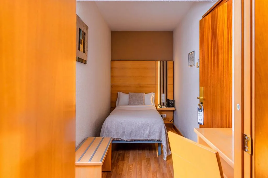 Camera singola — Hotel Serrano